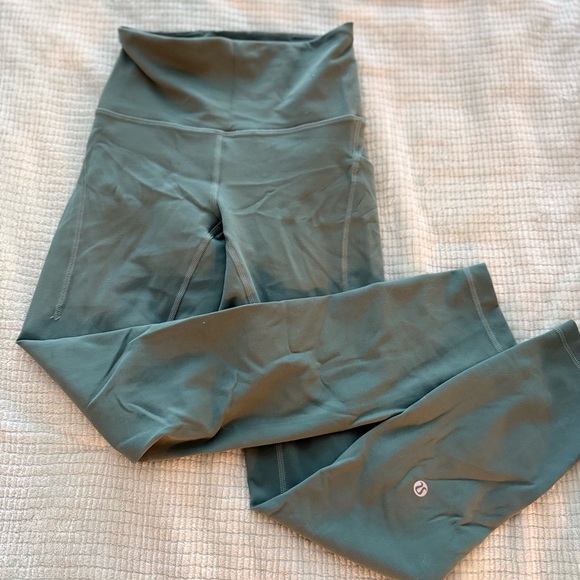 Lululemon align high rise Cropped Green Leggings 4 - Picture 2 of 4